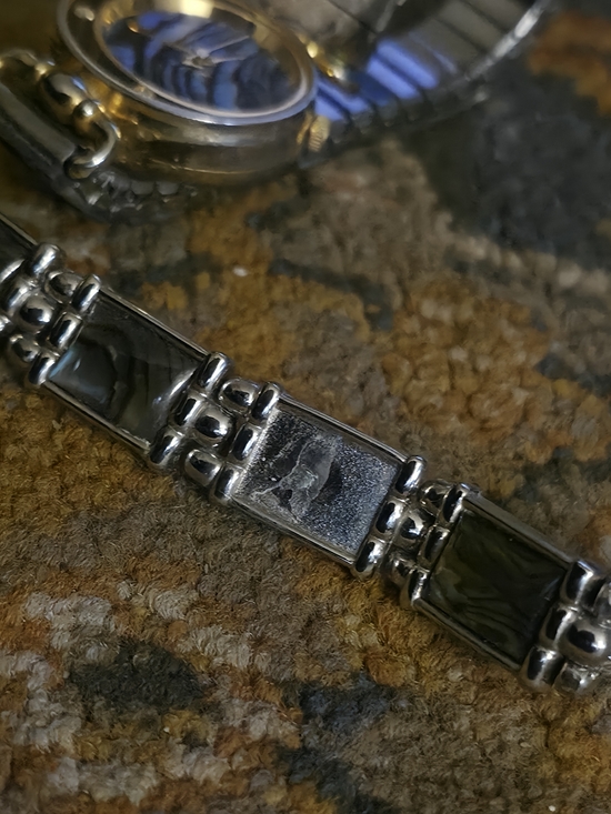 Vintage Silver-Tone Abalone Inlay Bracelet Watch - Picture 3 of 6
